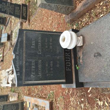 FOURIE Petrus Jacobus 1877-1938 &amp; Anna Catharina 1881-19??