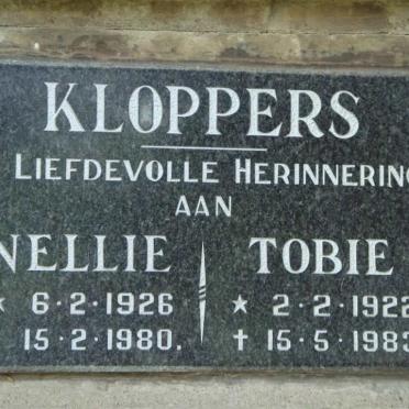 KLOPPERS Tobie 1922-1983 &amp; Nellie 1926-1980