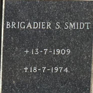 SMIDT S. 1909-1974