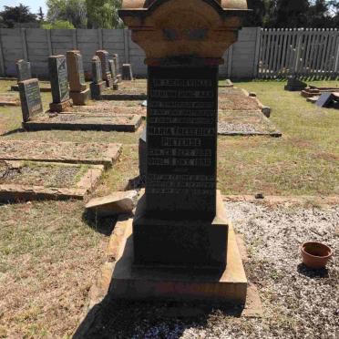PIETERSE Jacob Pieter 1892-1930 &amp;  Maria Frederika 1896-1988 :: PIETERSE Pieter Johannes Christoffel 1924-1995