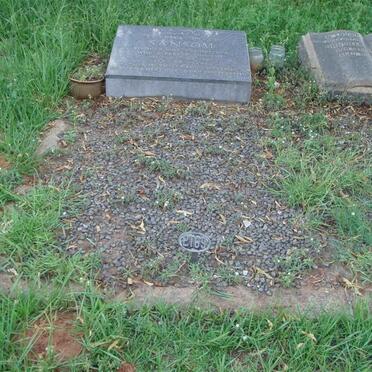 MASSEY Drusilla  -1921 :: SANSOM Thelma Joyce -1977