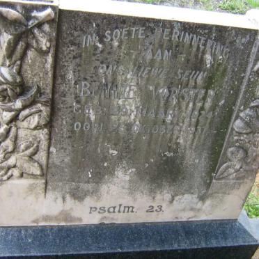 VORSTER Pieter Adriaan 1891-1974 &amp; Maria Jacoba 1903-1980 :: VORSTER Bennie 1924-1937