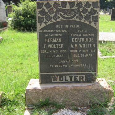 WOLTER Herman F. -1935 &amp; Gertruide A.M. -1918