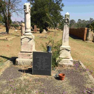 WHITE Ellen -1903 :: FOULS Lily Maud -19?? :: SANSOM Arthur George 1860-1936 &amp; Emily Alice 1870-1929