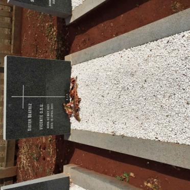 VICENTE Beatriz 1931-2011