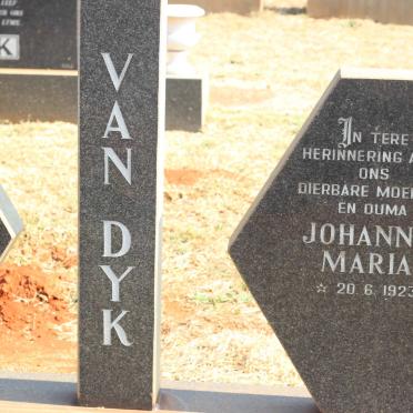 DYK Andries Adriaan Delarey, van 1918-1981 &amp; Johanna Maria 1923-