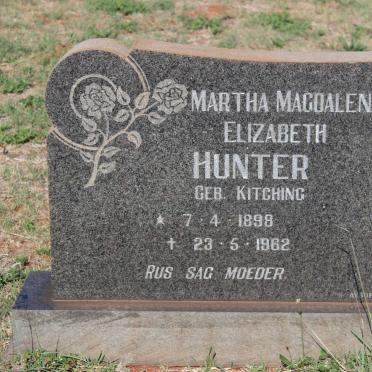 HUNTER Martha Magdalena Elizabeth nee KITCHING 1898-1962
