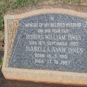 INNES Robert William -1962 &amp; Isabella Annie 1910-1997
