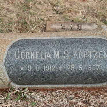 KORTZEN Johannes Jacobus 1914-1957 &amp; Cornelia M.S. 1912-1967