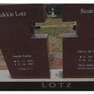LOTZ Joseph Paulus 1916-1987 &amp; Maria M. Susanna 1917-2004