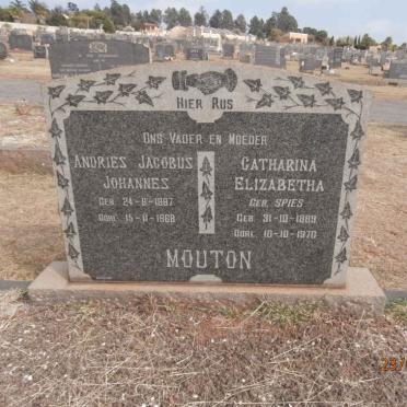 MOUTON Andries Jacobus Johannes 1887-1968 &amp; Catharina Elizabeth SPIES 1889-1970