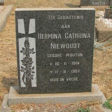 NIEWOUDT Hermina Cathrina nee MOUTON 1914-1957