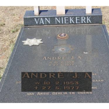 NIEKERK André J.A., van 1953-1977