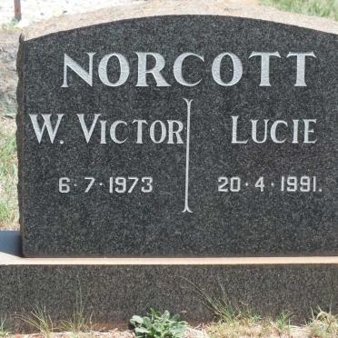 NORCOTT W. Victor -1973 &amp; Lucie -1991