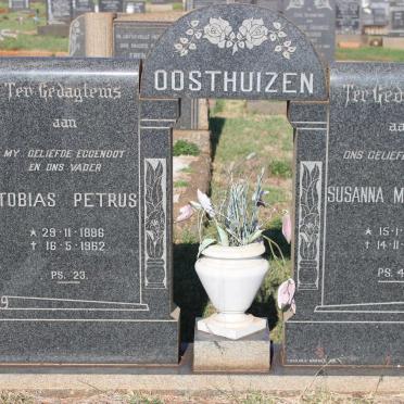 OOSTHUIZEN Tobias Petrus 1886-1962 &amp; Susanna Magdalena 1894-1968