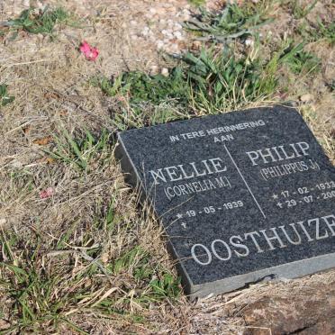 OOSTHUIZEN Philippus J. 1933-2004 &amp; Cornelia M. 1939-
