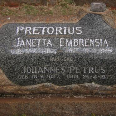 PRETORIUS Johannes Petrus 1897-1977 &amp; Janetta Embrensia 1904-1955