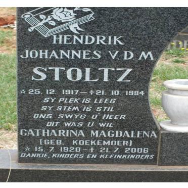 STOLTZ Hendrik Johannes v.d.M. 1917-1984 &amp; Catharina Magdalena KOEKEMOER 1920-2006