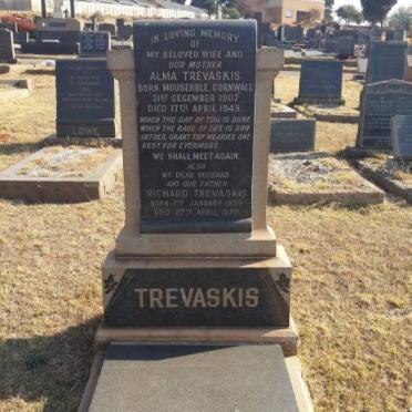 TREVASKIS Richard 1899-1970 &amp; Alma 1907-1949
