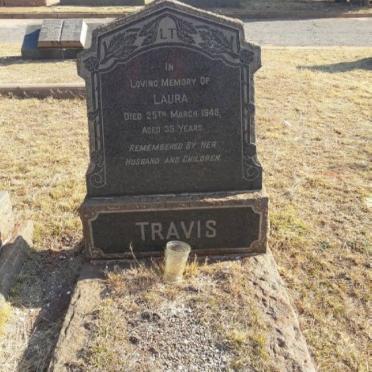 TRAVIS Laura -1948