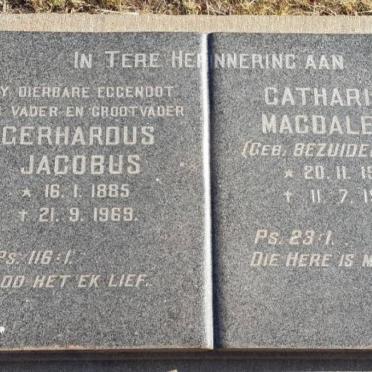 ? Gerhardus Jacobus 1885-1969 &amp; Catharina Magdalena BEZUIDENHOUT 1903-1990