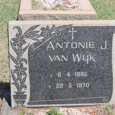 WYK Antonie J., van 1895-1970