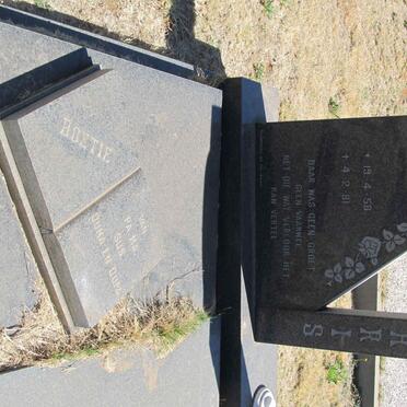 GELDENHUYS Jan 1929-1997 &amp; Bettie 1941-1996 :: GELDENHUYS Chris 1958-1981