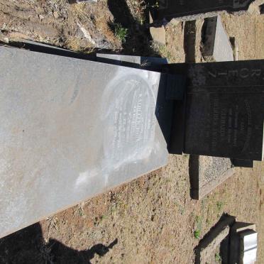 ROETZ Gerhardus Diederick Jacobus 1915-1972 &amp; Kathleen Johanna ROBSON 1913-1996