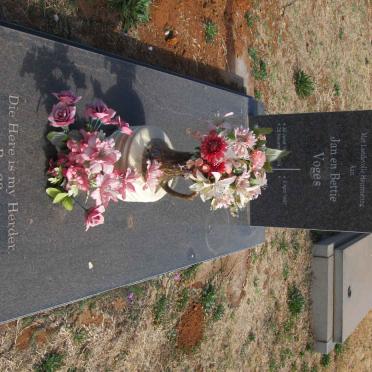 VOGES Jan 1937-2014 &amp; Bettie 1937-