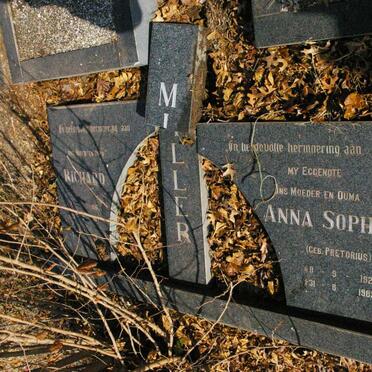 MILLER Richard 1916-1987 &amp; Anna Sophia PRETORIUS 1921-1983