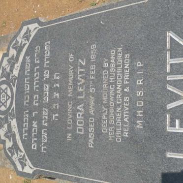LEVITZ Dora -1956