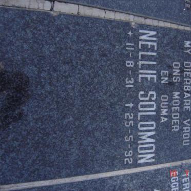 SOLOMON Nellie 1931-1992