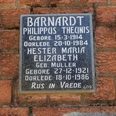 BARNARDT Phillipus Theunis1914-1984 &amp; Hester Maria Elizabeth MULLER 1921-1986