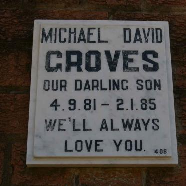 GROVES Michael David 1981-1985
