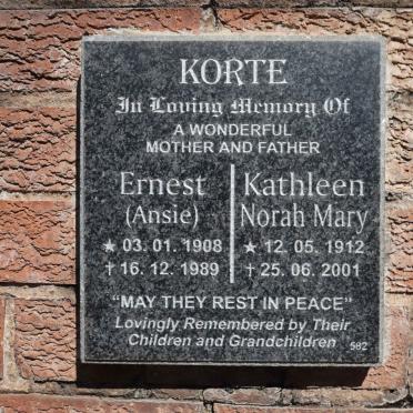 KORTE Ernest 1908-1989 &amp; Kathleen Nora Mary 1912-2001