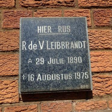 LEIBBRANDT R., de V. 1890-1975