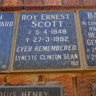 SCOTT Roy Ernest 1949-1992