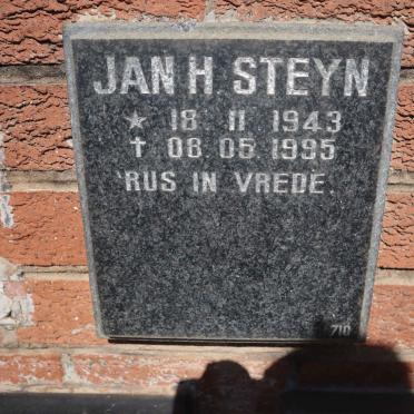 STEYN Jan H. 1943-1995