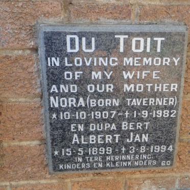 TOIT Albert Jan, du 1899-1994 &amp; Nora TAVERNER 1907-1982