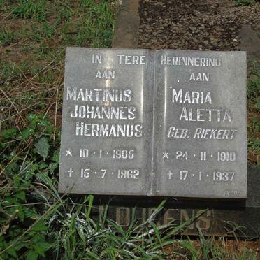 LOURENS Martinus Johannes Hermanus 1905-1962 & Maria Aletta RIEKERT 1910-1937