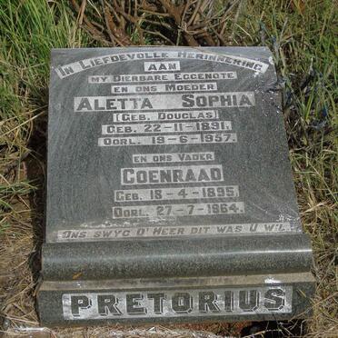 PRETORIUS Coenraad 1895-1964 & Aletta Sophia DOUGLAS 1891-1957