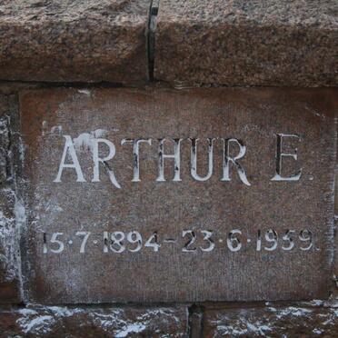 VILLIERS Arthur E., de 1894-1959 &amp; Josey M. 1902-1988 _1