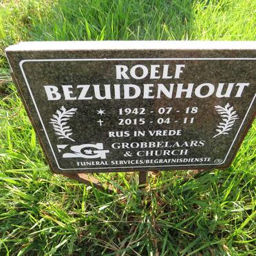 BEZUIDENHOUT Roelf 1942-2015