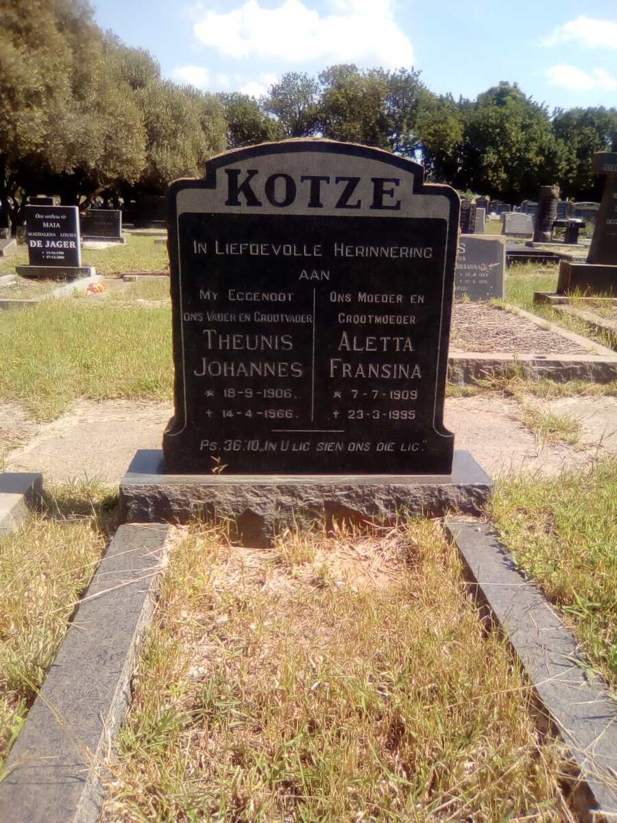 KOTZE Theunis Johannes 1906-1966 &amp; Aletta Fransina 1909-1995
