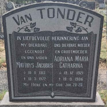 TONDER Matthys Jacobus, van 1913-1972 & Adriana Maria Catharina 1921-1986