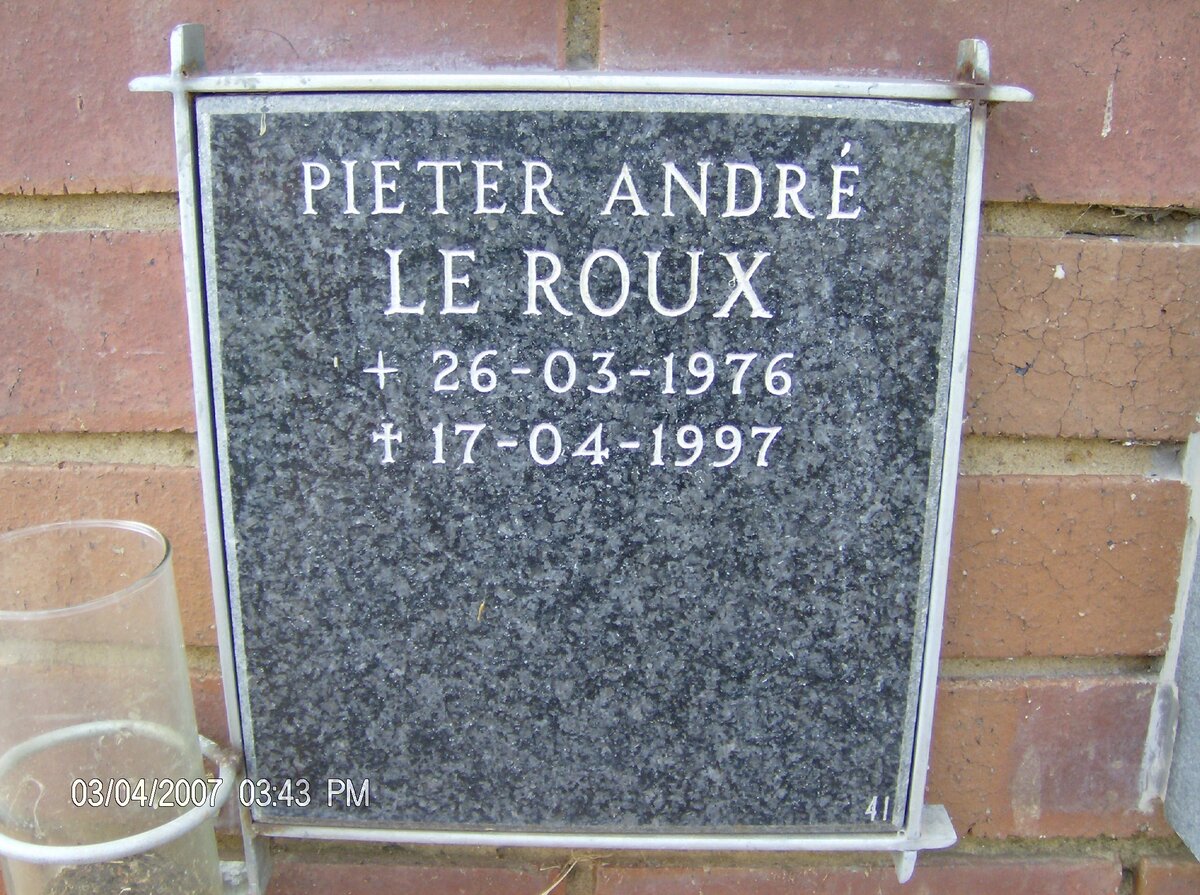ROUX Pieter André, le 1976-1997