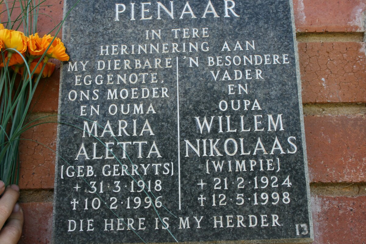 PIENAAR Willem Nikolaas 1924-1998 &amp; Maria Aletta GERRYTS 1918-1996