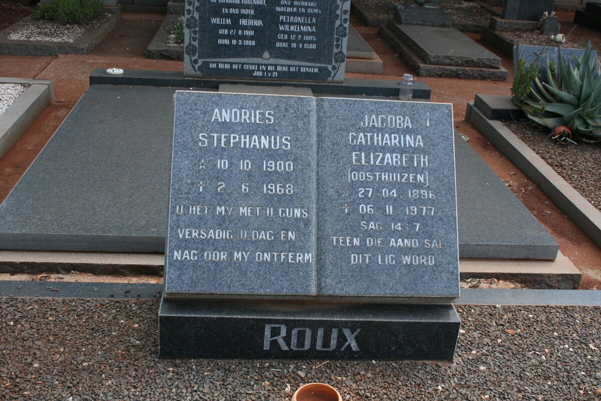 ROUX Andries Stephanus 1900-1968 &amp; Jacoba Catharina Elizabeth OOSTHUIZEN 1897-1977