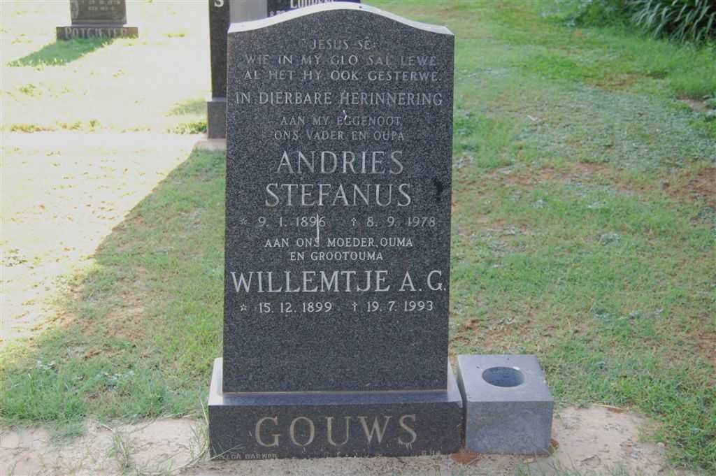 GOUWS Andries Stefanus 1896-1978 &amp; Willemtje A.G. 1899-1993