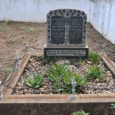 PRETORIUS Jan Harm 1886-1934 &amp; Margaretha C. LOUW 1887-1929